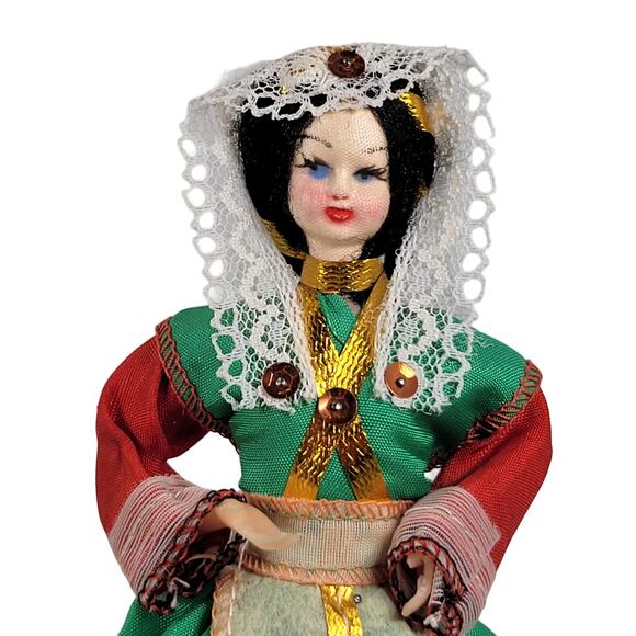 Folk Doll with Green Outfit and Veil - Handcrafted Vintage 7" Traditional Outfit - Picture 2 of 12